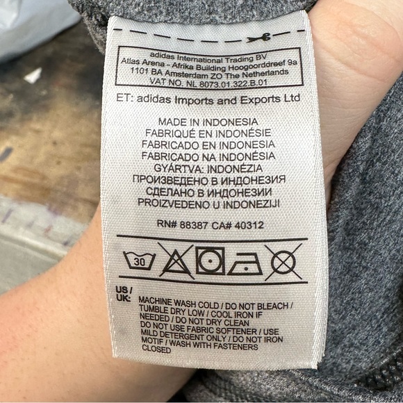 Adidas Running Gray Lightweight Jacket Size Medium - Picture 10 of 11